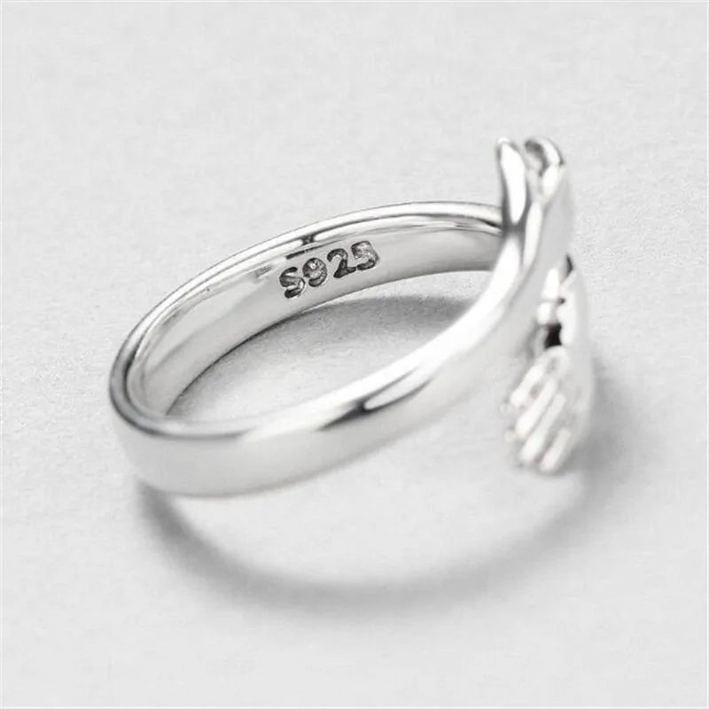 Adjustable Hug Embrace Ring – Silver, Gold, and Rose Gold